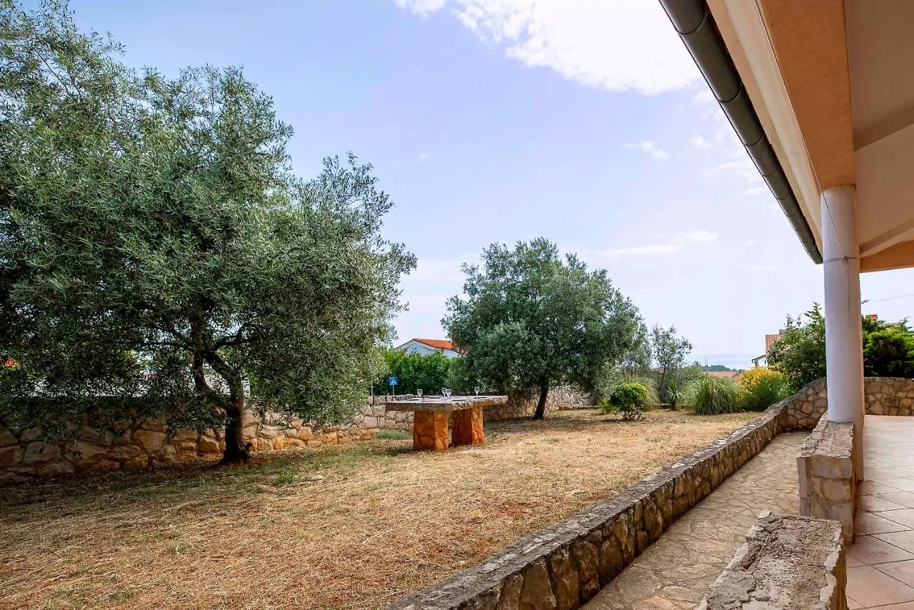 Apartment David Liznjan Croatia