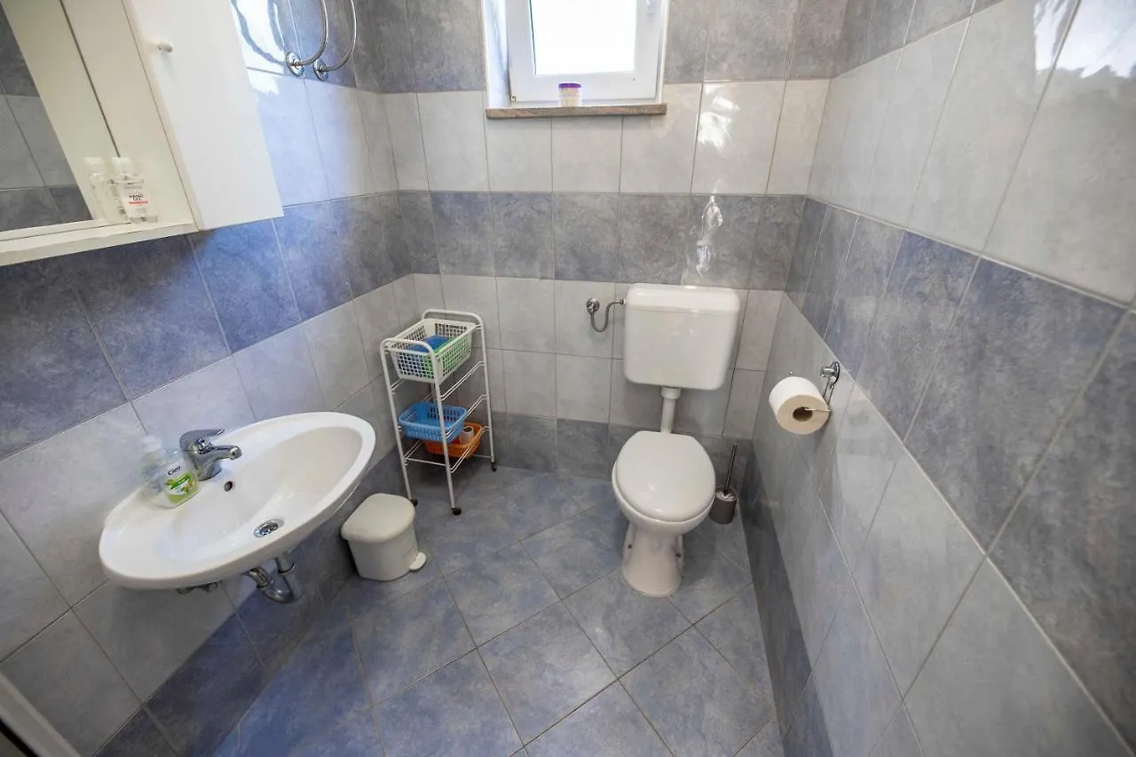 Apartment David Liznjan Croatia